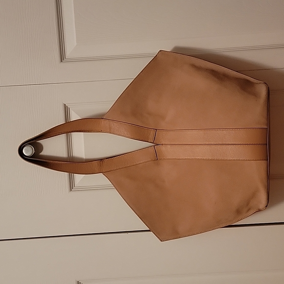 Vince Camuto Handbags - Vince Camuto Afina Leather/Suede Tote NWOT